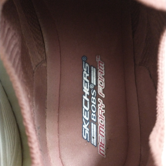 Skechers Mauve sneakers size 9.5 - Picture 2 of 4